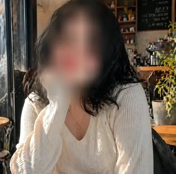 Freya, 25