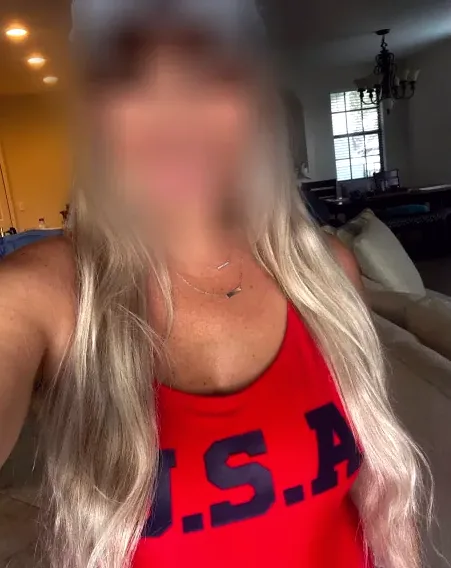 Katie, 38