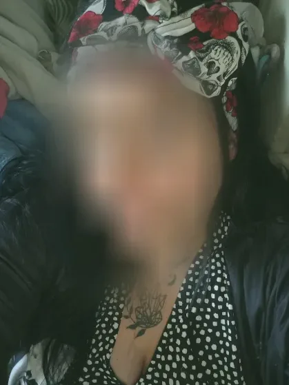 Laura, 36