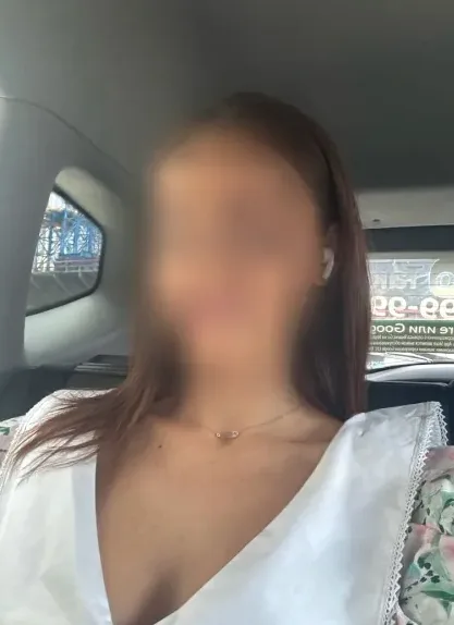 Magda, 35