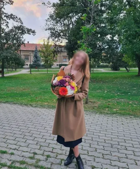 Naomi, 35