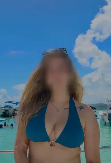 Rebecca, 21